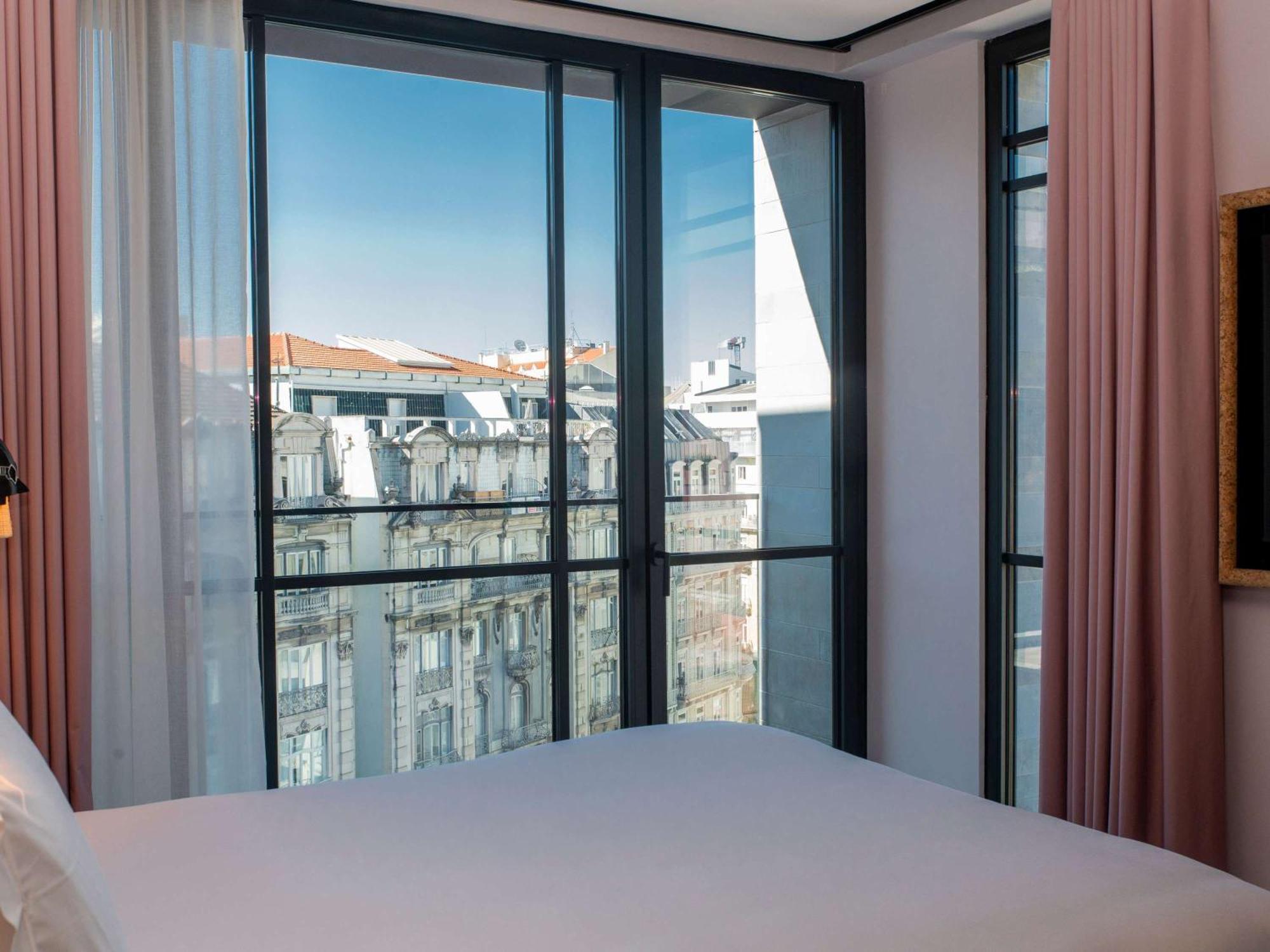 Mama Shelter Lisboa Hotel Bagian luar foto