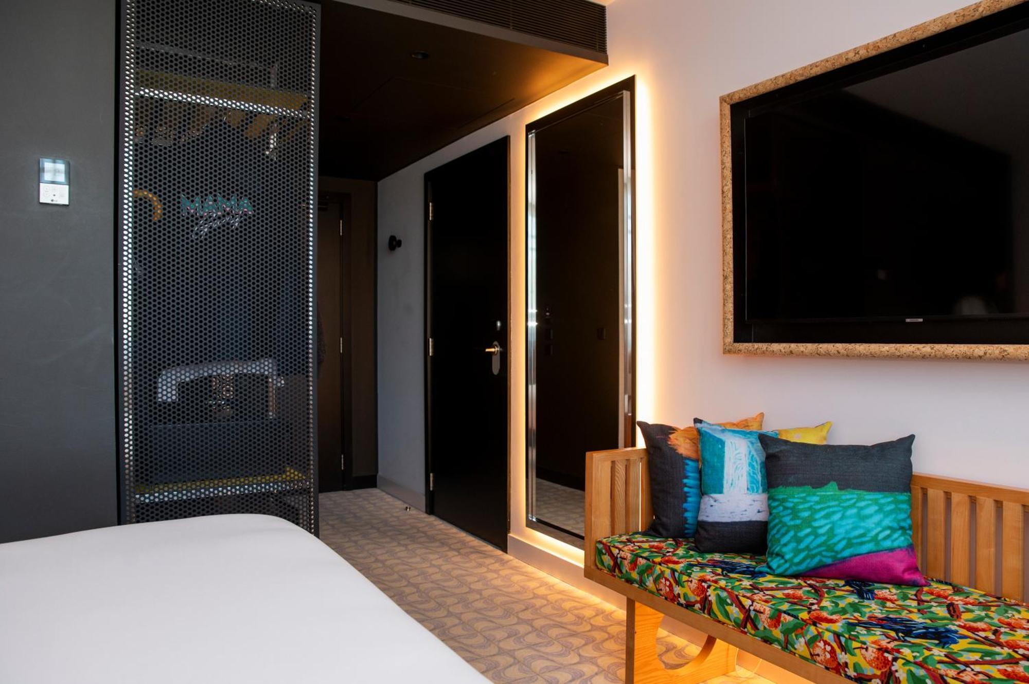 Mama Shelter Lisboa Hotel Bagian luar foto